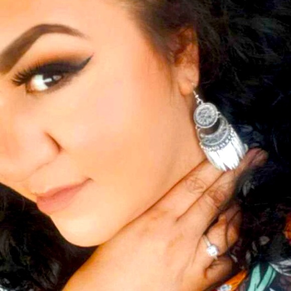 Exotically Shimmering Silver Metal Tasseled Medallion Chandelier Drop Earrings - Picture 13 of 15